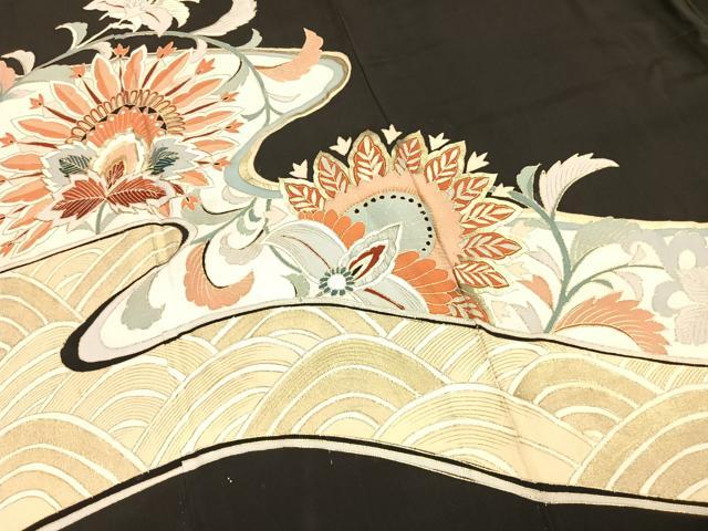 平和屋着物●アンティーク 大正ロマン 黒留袖 駒刺繍 更紗花文 金銀彩 正絹 逸品 AABK7889fy