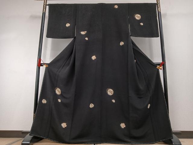 平和屋着物●訪問着 雪輪重ね花文 暈し染め 黒地 鬼しぼ縮緬 正絹 逸品 AABK8006fy