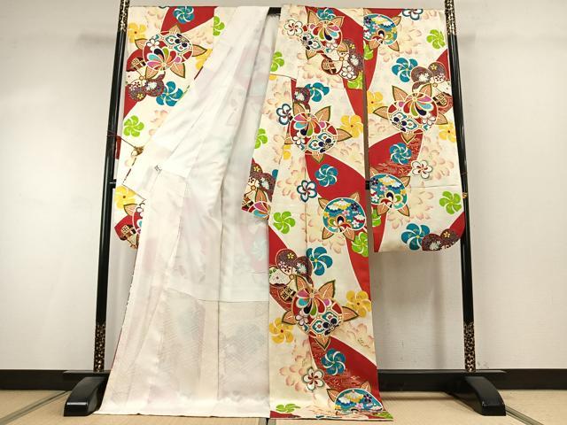 平和屋着物●豪華振袖 駒刺繍 舞花文 金彩 ロング丈 正絹 逸品 AABK8054fy