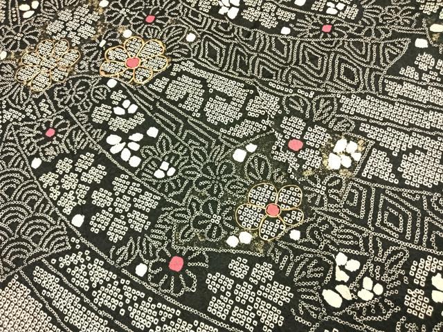 平和屋着物●豪華振袖 総絞り 駒刺繍 舞花文 黒地 金彩 正絹 逸品 AABK8062fy