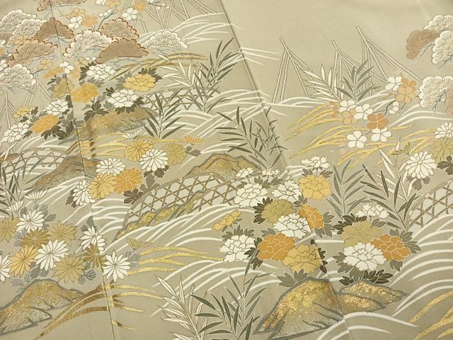 平和屋着物●創業460年・千總 色留袖 駒刺繍 草花文 金彩 正絹 逸品 AABK8076fy