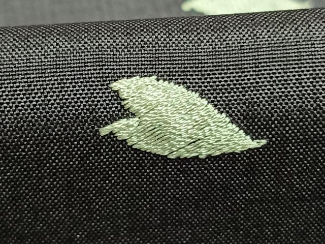 平和屋着物●本場染大島紬 訪問着 総刺繍 舞桜文 正絹 逸品 AABK8094fy