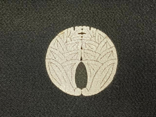 平和屋着物●アンティーク 大正ロマン 黒留袖 刺繍 草花文 暈し染め 金糸 正絹 逸品 AABK8114fy