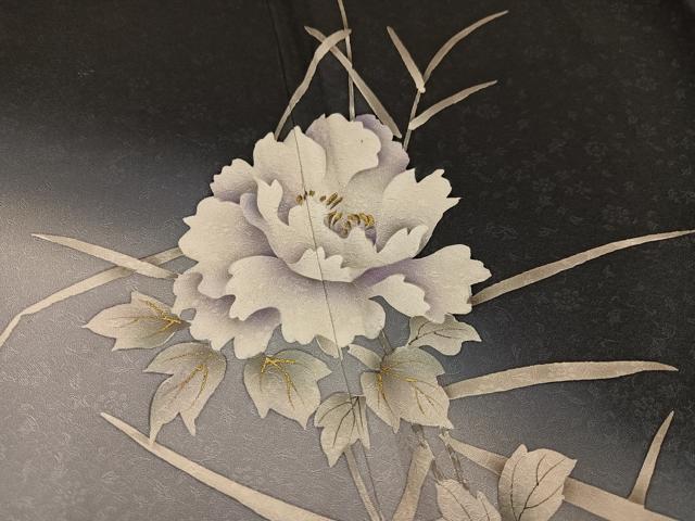 平和屋着物●訪問着 作家物 高田昭 草花文 暈し染め 黒地 正絹 逸品 AABK8179ph