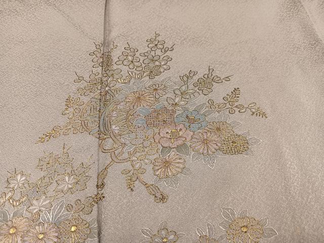 平和屋着物●中国三大刺繍 汕頭刺繍 スワトウ刺繍 訪問着 総刺繍 花楽器文 金糸 正絹 逸品 AABK8189ph
