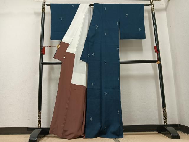 平和屋着物●銀座世きね 紬 燕絣 正絹 逸品 AABK8277ph