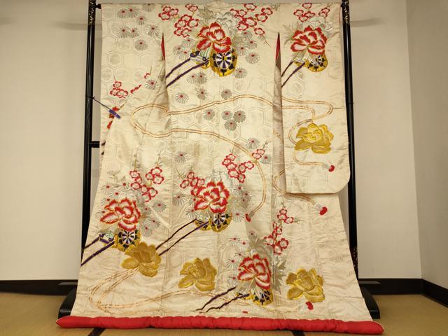 平和屋本店●色打掛 和装 婚礼 結婚式 花嫁 神社挙式 駒刺繍 花車枝梅文 金銀糸 逸品 AABK8282fw
