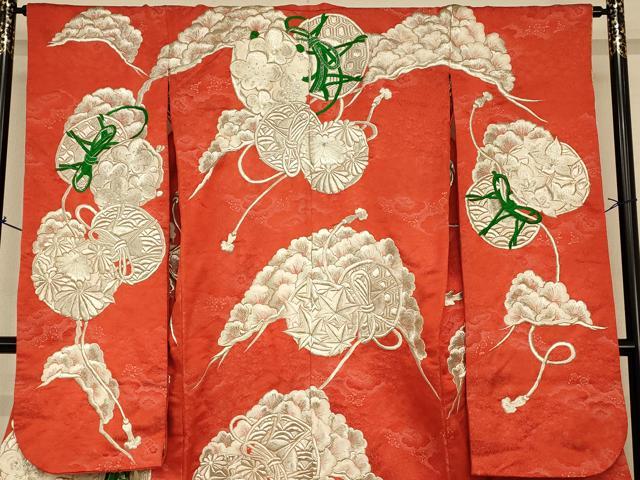 平和屋本店●色打掛 和装 婚礼 結婚式 花嫁 神社挙式 総刺繍 花鼓松文 銀糸 逸品 AABK8292fw