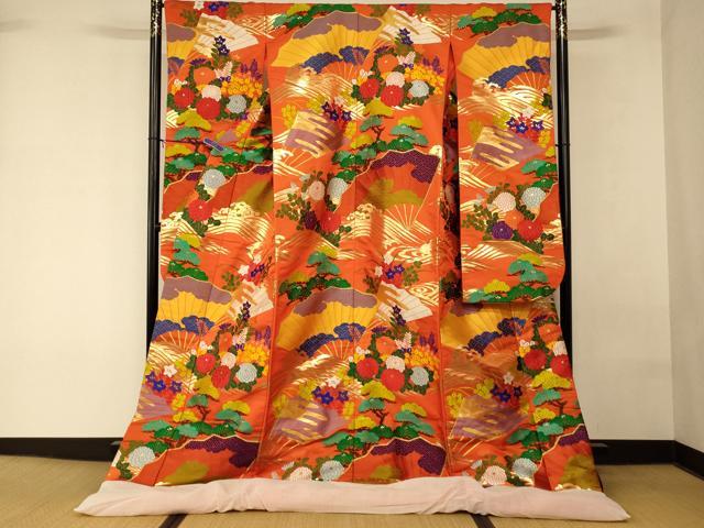 平和屋本店●色打掛 和装 婚礼 結婚式 花嫁 神社挙式 唐織 扇子草花松文 金糸 逸品 AABK8409fw