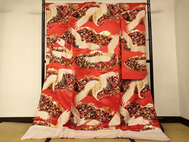 平和屋本店●色打掛 和装 婚礼 結婚式 花嫁 神社挙式 唐織 飛鶴草花雲取り文 金銀糸 逸品 AABK8410fw