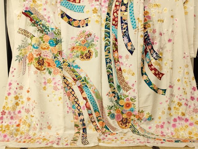 平和屋本店●中国三大刺繍 相良刺繍 手刺繍 色打掛 仮絵羽 和装 婚礼 結婚式 花嫁 神社挙式 駒刺繍 金糸 銀通し地 逸品 AABK8411fw
