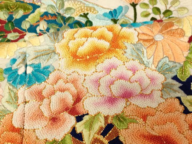 平和屋本店●中国三大刺繍 相良刺繍 手刺繍 色打掛 仮絵羽 和装 婚礼 結婚式 花嫁 神社挙式 駒刺繍 金糸 銀通し地 逸品 AABK8411fw