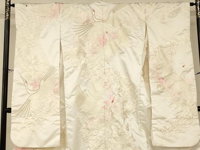 平和屋本店●白打掛 白無垢 和装 婚礼 結婚式 花嫁 神社挙式 刺繍 飛鶴草花文 ラインストーン 逸品 AABK8426fw