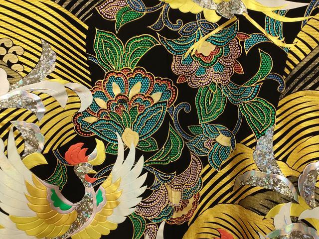 平和屋本店●本手描友禅作家 秋山章 色打掛 和装 婚礼 結婚式 花嫁 神社挙式 鳳凰更紗花立波文 黒地 金銀彩 逸品 AABK8427fw