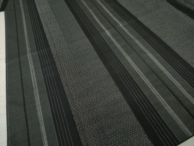 平和屋着物●上質な紬 80亀甲 間道 黒地 正絹 逸品 未使用 AABK8493ck