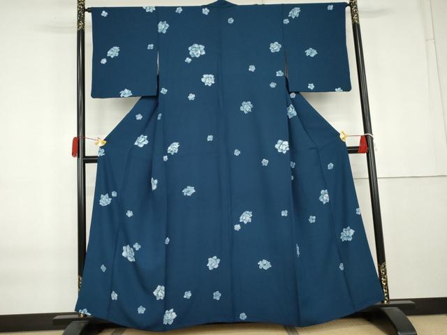 平和屋着物●上質な小紋 藍 ろうけつ染 舞花文 正絹 逸品 AABK8695cs