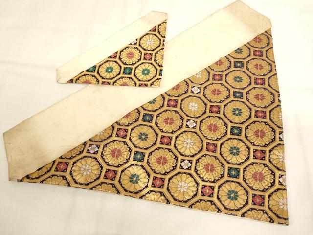 平和屋本店▼打敷 内敷2点セット 三角 金襴 蜀江花文 法衣 寺院 仏具 仏教 僧侶 神職 装束 AABK9308ja