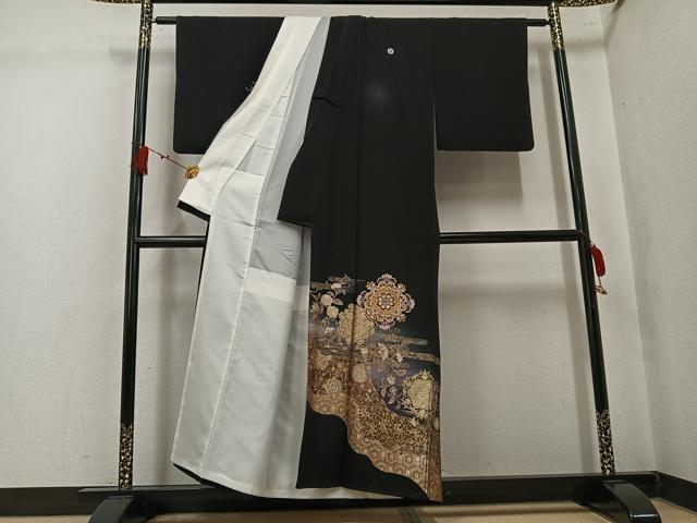 平和屋着物●豪華黒留袖 作家物 泰常 駒刺繍 花唐草文 暈し染め 金彩 やまと誂製 正絹 逸品 AABK9881ph