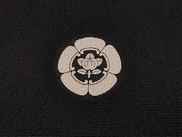 平和屋着物●豪華黒留袖 作家物 泰常 駒刺繍 花唐草文 暈し染め 金彩 やまと誂製 正絹 逸品 AABK9881ph