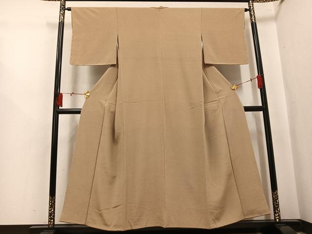平和屋着物●上質な色無地 霞地紋 榛色 お召縮緬 正絹 逸品 AABK9900ph