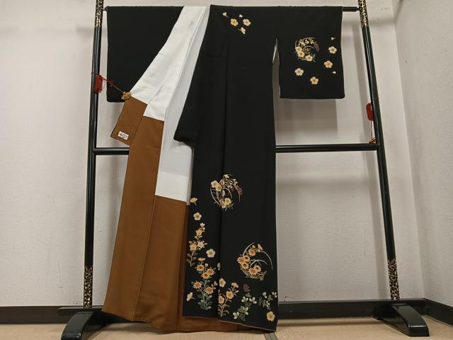 平和屋着物●訪問着 草花文 黒地 やまと誂製 正絹 逸品 AABK9936ph