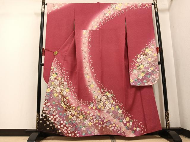 平和屋着物●豪華振袖 駒刺繍 草花毬文 暈し染め 金彩 金通し地 京都きもの友禅扱い 正絹 逸品 AABK9942ph