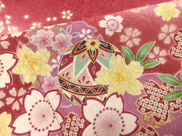 平和屋着物●豪華振袖 駒刺繍 草花毬文 暈し染め 金彩 金通し地 京都きもの友禅扱い 正絹 逸品 AABK9942ph