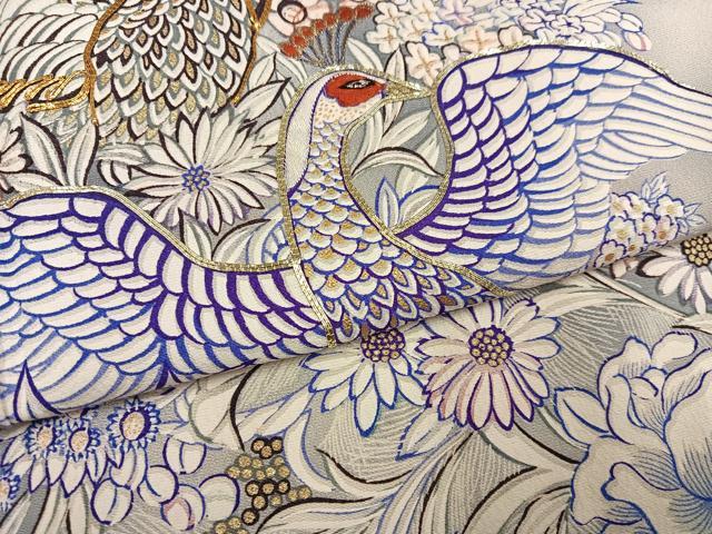 平和屋着物●豪華振袖 駒刺繍 孔雀花文 暈し染め 金彩 正絹 逸品 AABK9950ph
