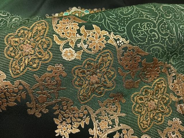 平和屋着物●豪華黒留袖 泰常 駒刺繍 花唐草文 暈し染め 金彩 正絹 逸品 AABK9963ph