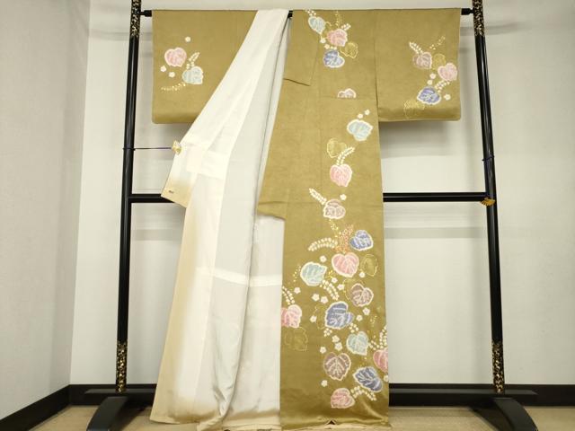 平和屋着物●創業460年・千總 訪問着 絞り 駒刺繍 草花文 金彩 三越扱い 正絹 逸品 AABL0040ck