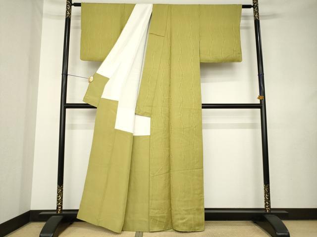 平和屋着物●上質な色無地 よろけ縞地紋 油色 正絹 逸品 AABL0073ck