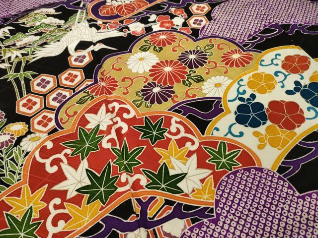 平和屋着物●豪華振袖 飛鶴吉祥松文 黒地 金彩 正絹 逸品 AABL0080ck