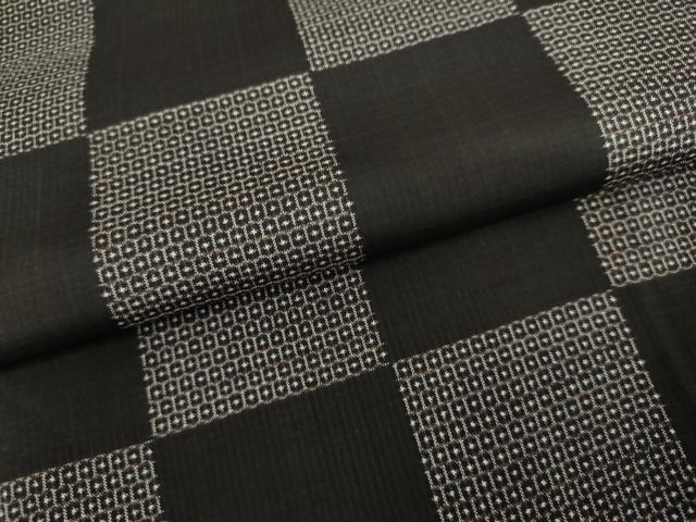 平和屋着物●本場大島紬 100亀甲 市松文様 深田兼徳作 証紙付き 正絹 逸品 AABL0147cs