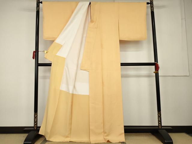 平和屋着物●上質な色無地 雪芝地紋 萱草色 正絹 逸品 AABL0197cs
