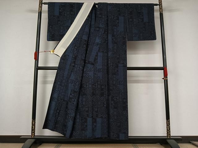 平和屋着物▽本場結城紬 重要無形文化財 単衣 100亀甲 草花文 正絹 逸品 AABL0369jh