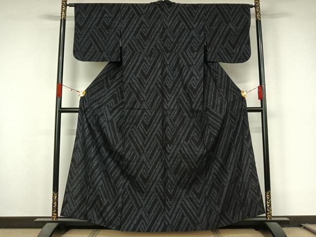 平和屋着物▽本場結城紬 重要無形文化財 単衣 80亀甲 幾何学文様 正絹 逸品 AABL0539jh