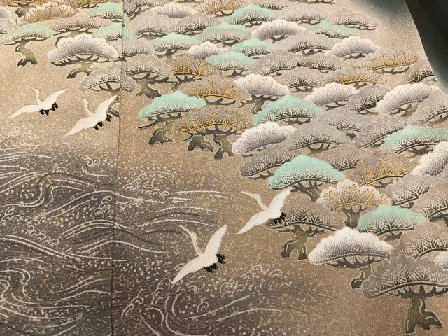 平和屋着物●豪華黒留袖 作家物 群れ鶴浜松文 暈し染め 金彩 正絹 逸品 AABL0675ph