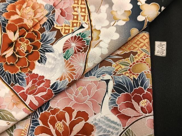 平和屋着物●豪華黒留袖 作家物 駒刺繍 地紙群鶴花文 暈し染め 金彩 正絹 逸品 未使用 AABL0748ph