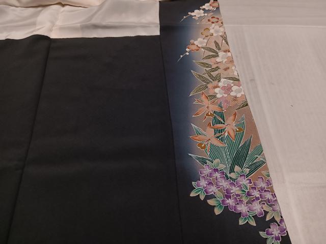 平和屋着物●豪華黒留袖 作家物 駒刺繍 地紙群鶴花文 暈し染め 金彩 正絹 逸品 未使用 AABL0748ph