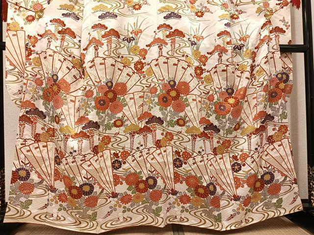 平和屋着物●豪華振袖 駒刺繍 檜扇草花文 金彩 正絹 逸品 AABL1272ph