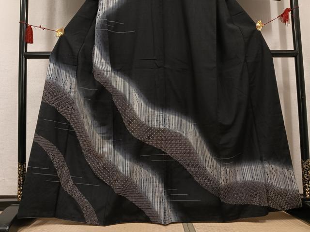 平和屋着物●訪問着 紬地 刺繍 刺し子 杢目絞り 吉祥文 暈し染め 黒地 京都きもの友禅扱い 正絹 逸品 AABL1329ph