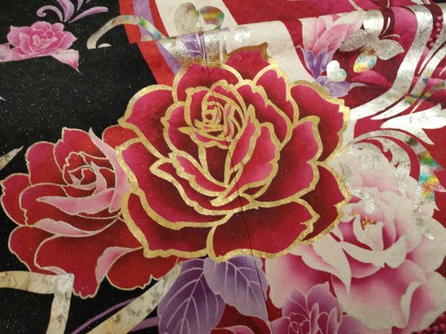平和屋着物●豪華振袖 刺繍 花蝶文 ラインストーン 黒地 金銀彩 銀通し地 ロング丈 正絹 逸品 AABL1412ck