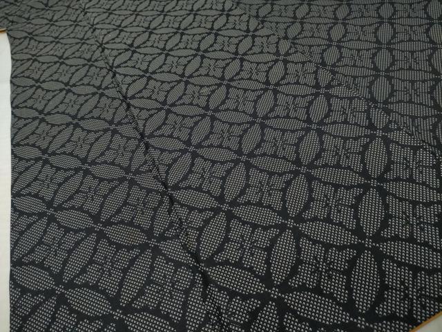 平和屋着物●上質な紬 七宝花文 黒地 正絹 逸品 AABL2095ck