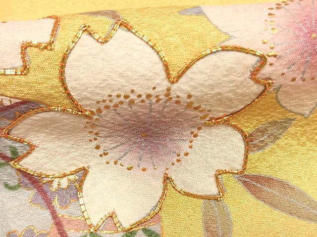 平和屋着物●豪華振袖 駒刺繍 舞桜鞠文 暈し染め 金彩 正絹 逸品 AABL2806fy