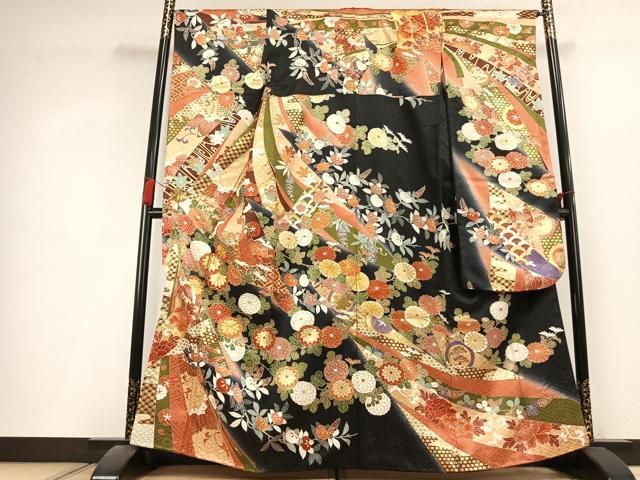 平和屋着物●豪華振袖 駒刺繍 熨斗花鳥文 暈し染め 黒地 金彩 正絹 逸品 AABL2947fy