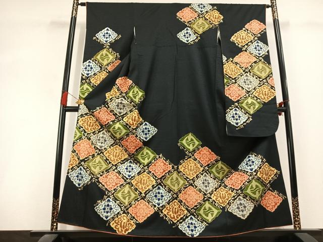 平和屋着物●豪華振袖 駒刺繍 吉祥花鳥文 黒地 金彩 正絹 逸品 AABL3122fy