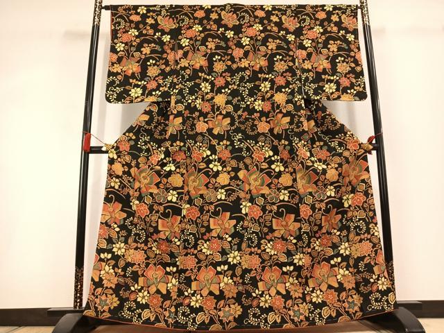平和屋着物●訪問着 花蝶文 黒地 金彩 鬼しぼ縮緬 正絹 逸品 未使用 AABL3139fy