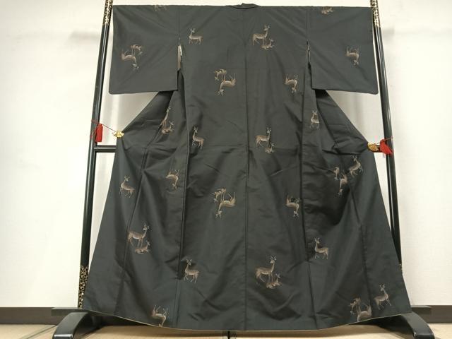 平和屋着物●上質な紬 鹿 黒地 正絹 逸品 AABL3345fy