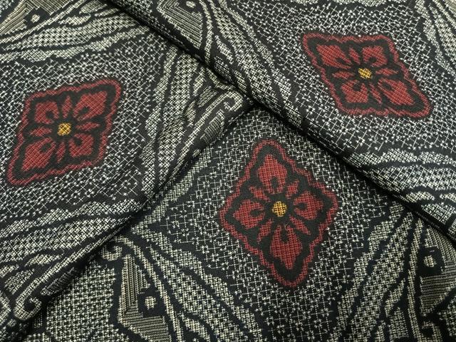 平和屋着物●本場大島紬 割り込み絣 吉祥花文 正絹 逸品 AABL3384fy