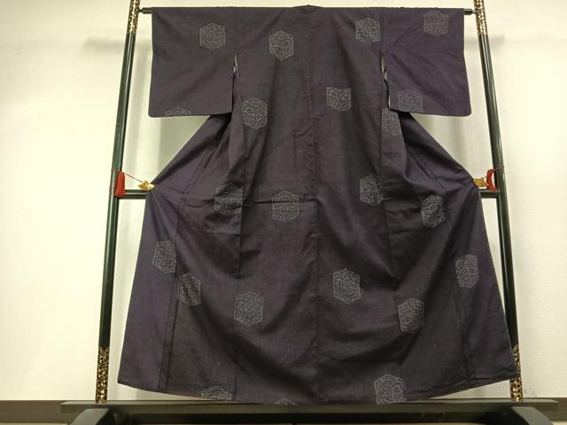 平和屋着物●結城紬 100亀甲 飛び亀甲柄 亀甲花文 正絹 逸品 AABL3433fy